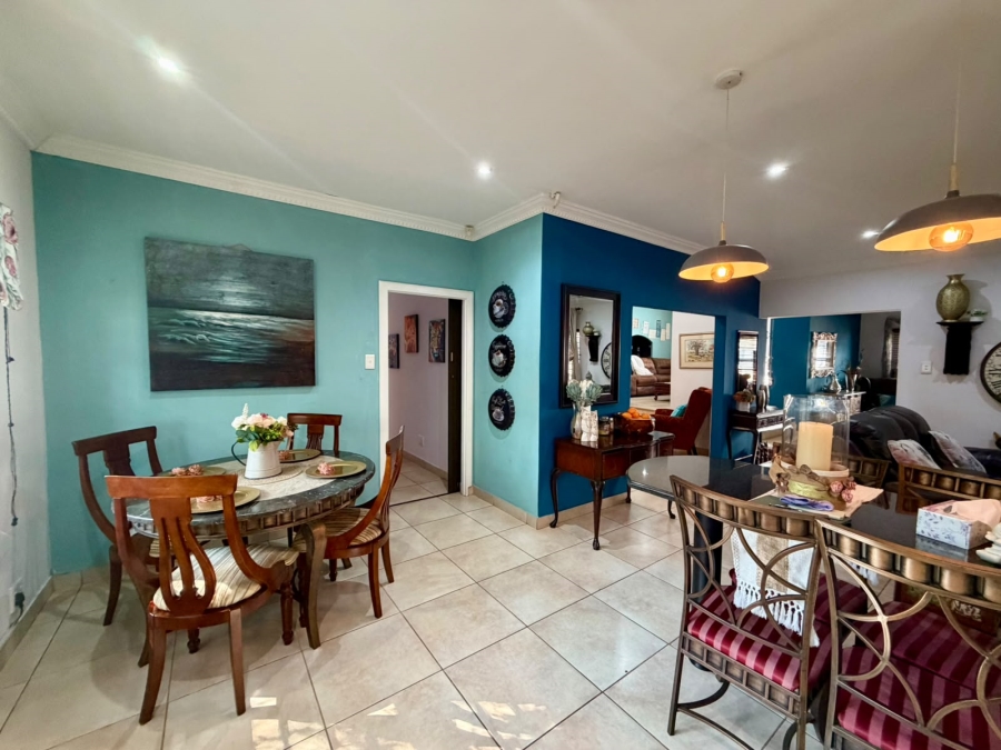 5 Bedroom Property for Sale in Meer En See KwaZulu-Natal