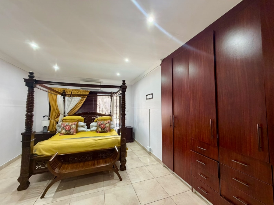 5 Bedroom Property for Sale in Meer En See KwaZulu-Natal