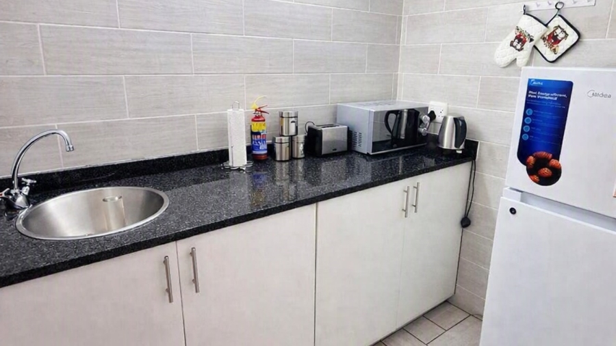 1 Bedroom Property for Sale in North Beach KwaZulu-Natal