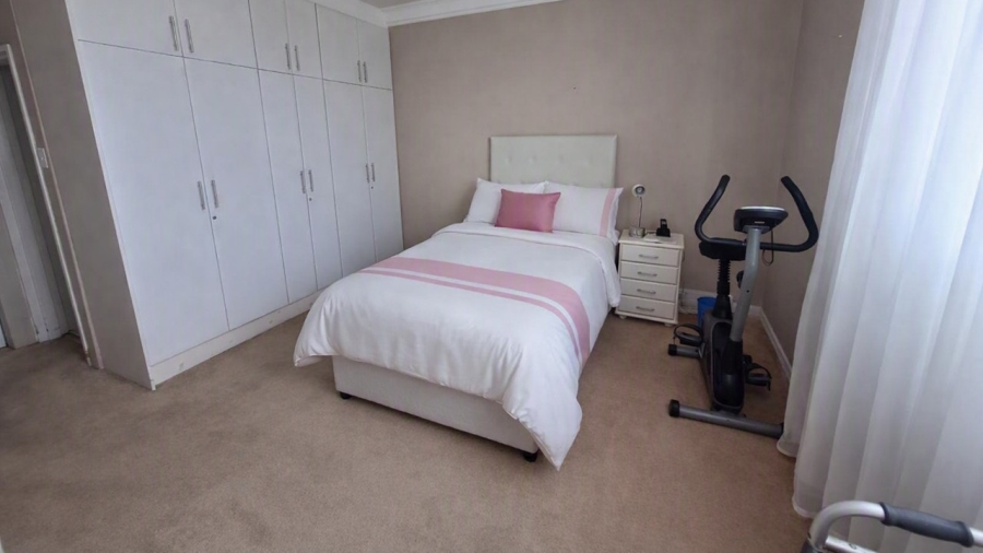 1 Bedroom Property for Sale in North Beach KwaZulu-Natal