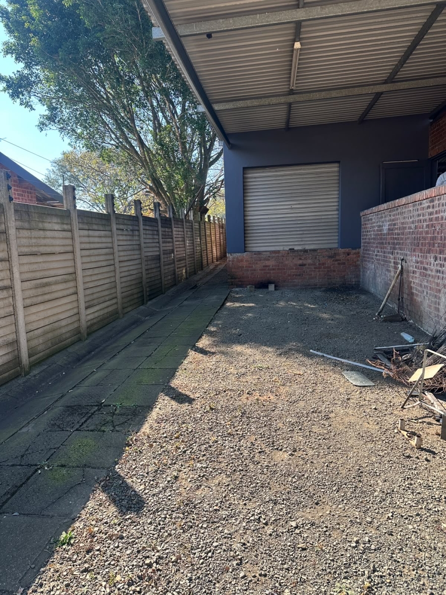 To Let Commercial Property for Rent in Masons Mill KwaZulu-Natal
