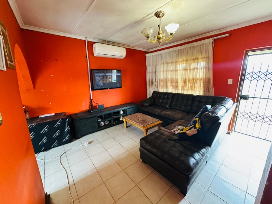3 Bedroom Property for Sale in Glenwood KwaZulu-Natal