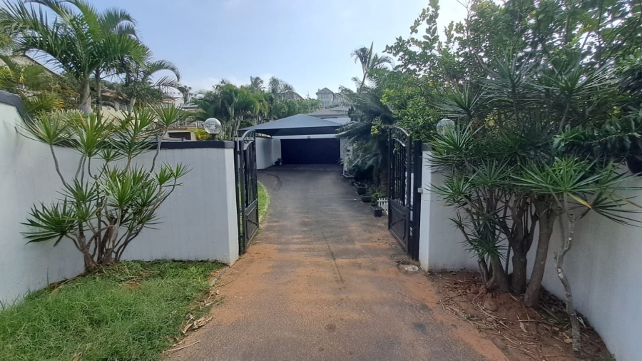 5 Bedroom Property for Sale in Brighton Beach KwaZulu-Natal
