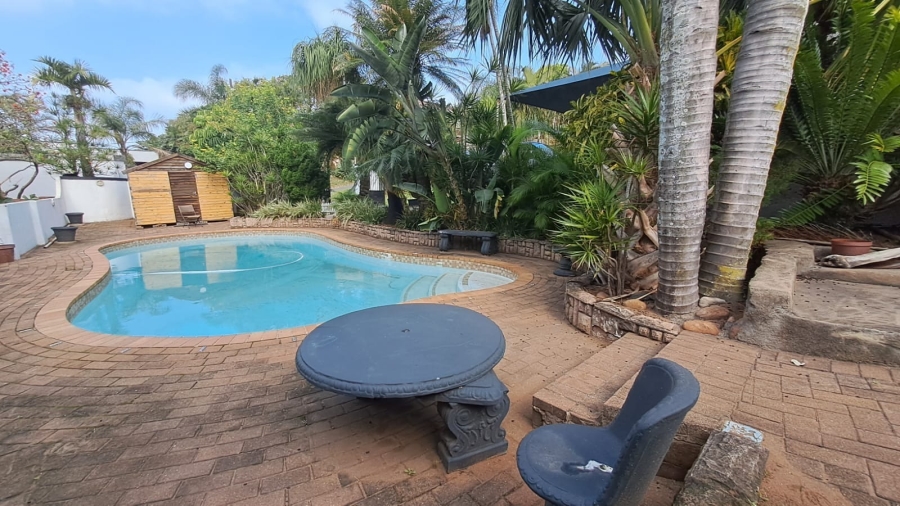 5 Bedroom Property for Sale in Brighton Beach KwaZulu-Natal
