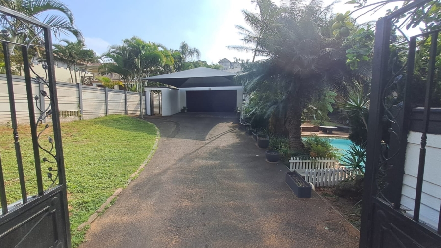 5 Bedroom Property for Sale in Brighton Beach KwaZulu-Natal