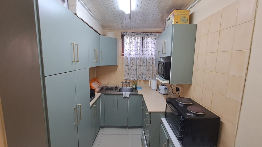 5 Bedroom Property for Sale in Brighton Beach KwaZulu-Natal