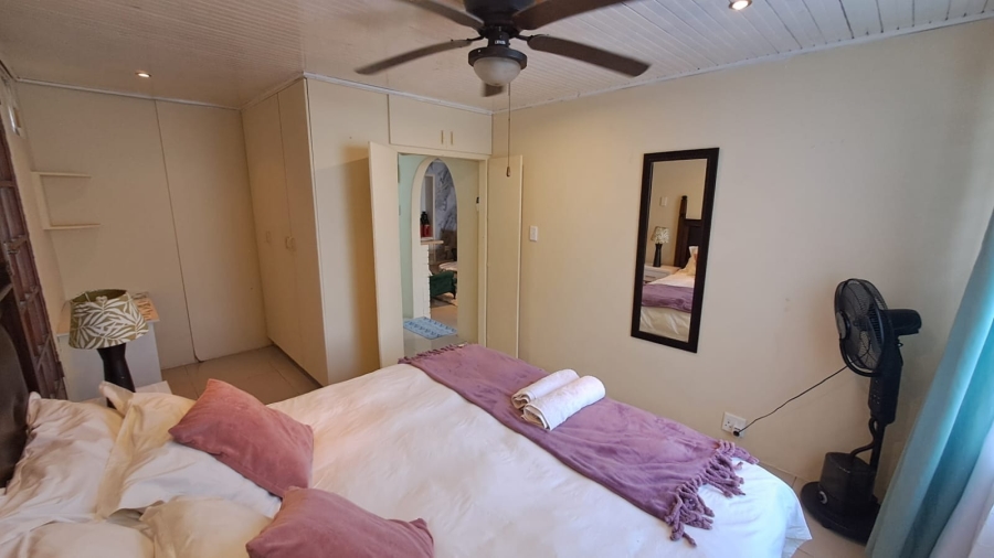5 Bedroom Property for Sale in Brighton Beach KwaZulu-Natal