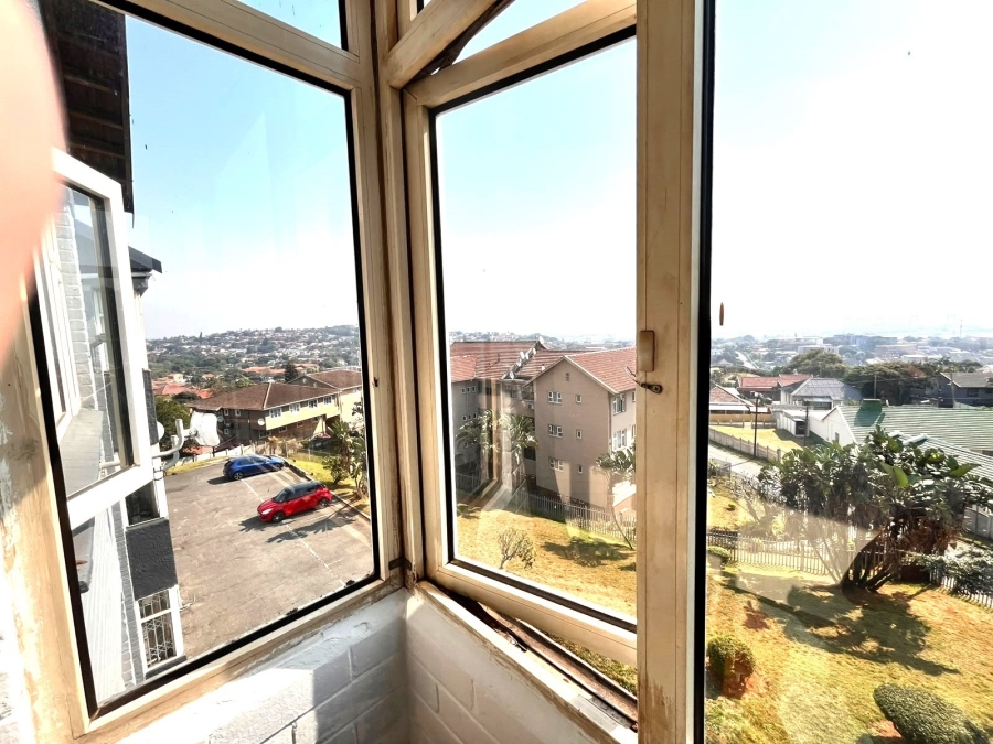 2 Bedroom Property for Sale in Ocean View KwaZulu-Natal