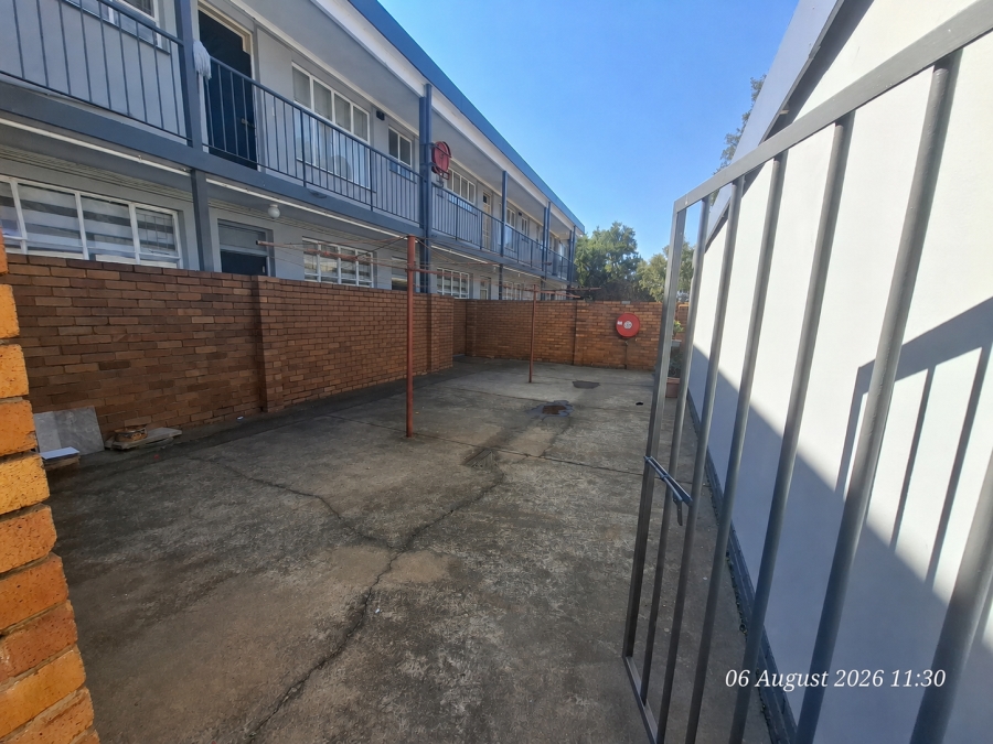 1 Bedroom Property for Sale in Barry Hertzog Park KwaZulu-Natal