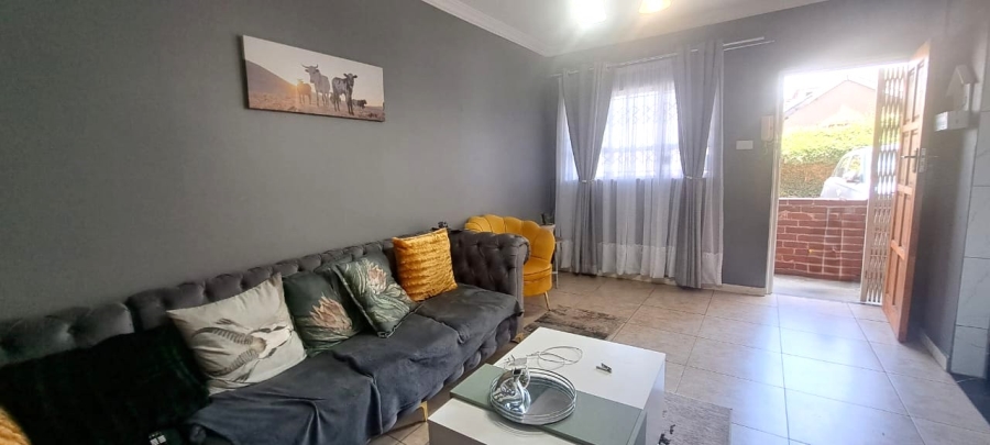 To Let 1 Bedroom Property for Rent in Umbilo KwaZulu-Natal