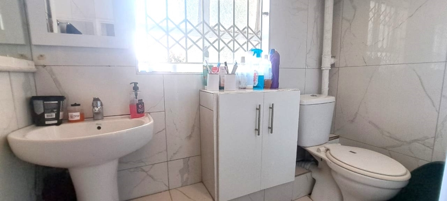 To Let 1 Bedroom Property for Rent in Umbilo KwaZulu-Natal