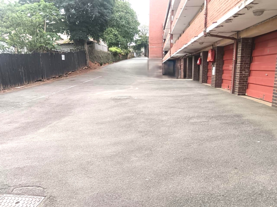 To Let 1 Bedroom Property for Rent in Umbilo KwaZulu-Natal