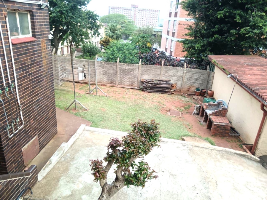 To Let 1 Bedroom Property for Rent in Umbilo KwaZulu-Natal