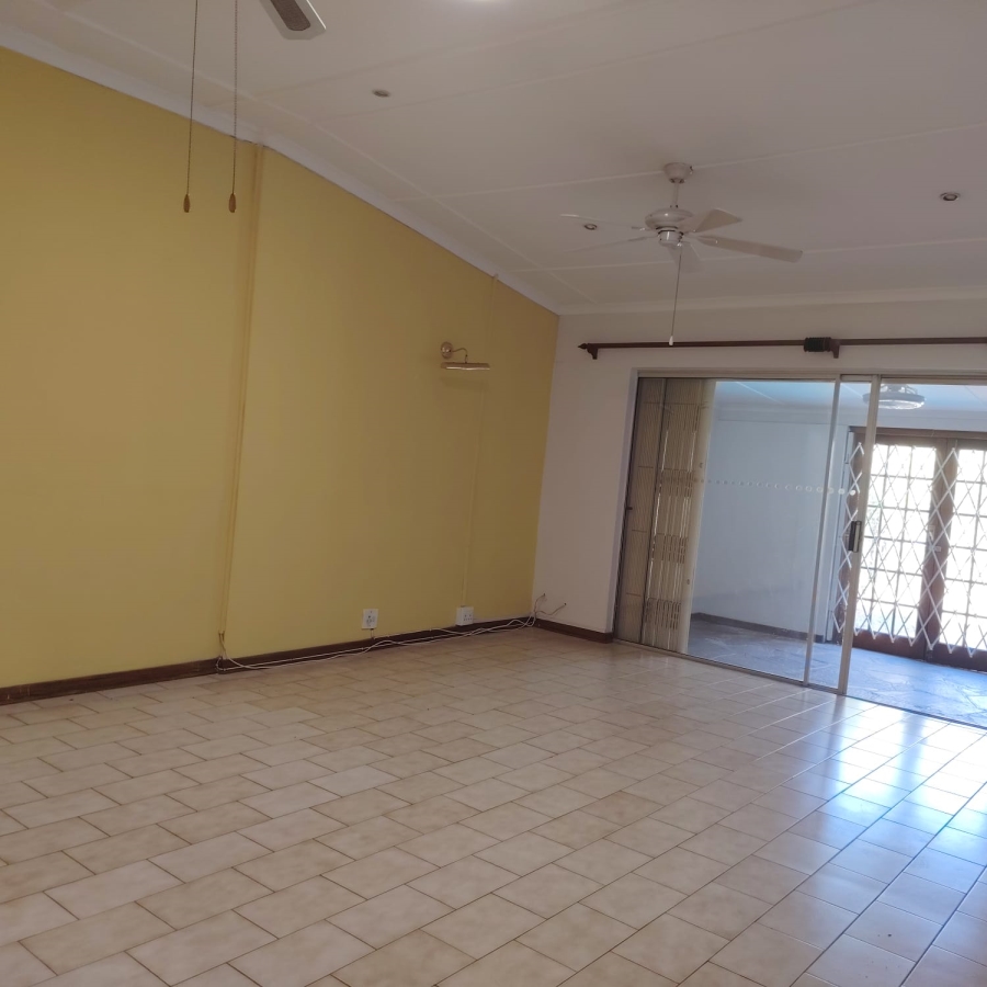To Let 3 Bedroom Property for Rent in Clarendon KwaZulu-Natal