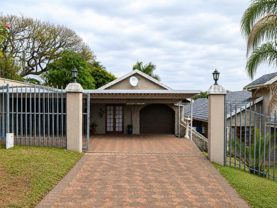 4 Bedroom Property for Sale in Amanzimtoti KwaZulu-Natal