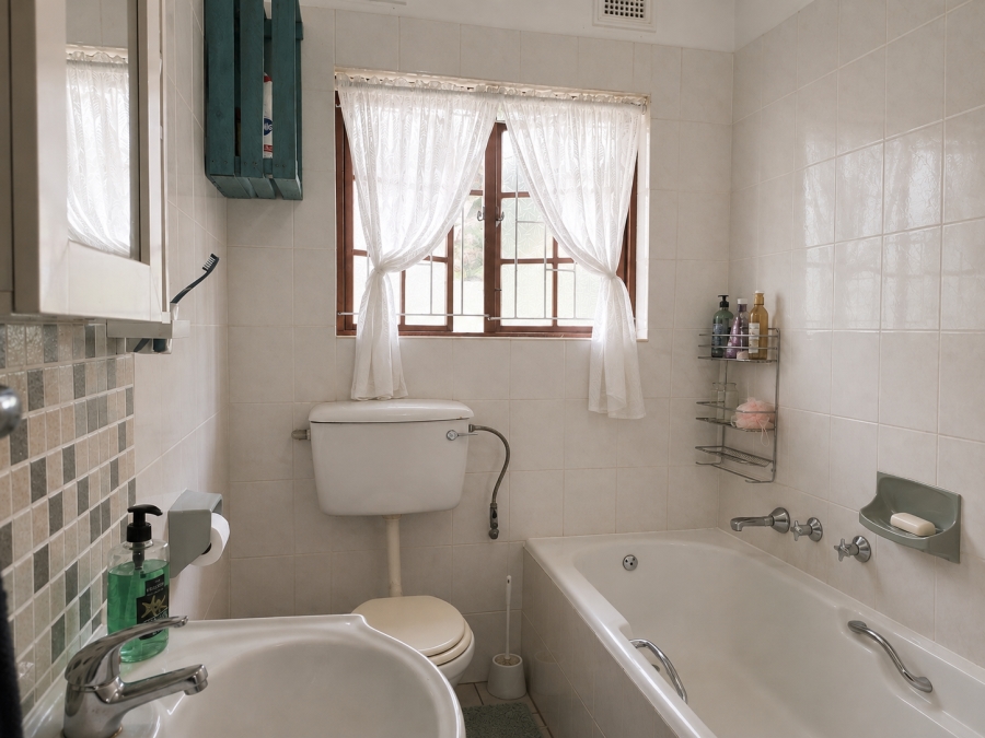 4 Bedroom Property for Sale in Amanzimtoti KwaZulu-Natal