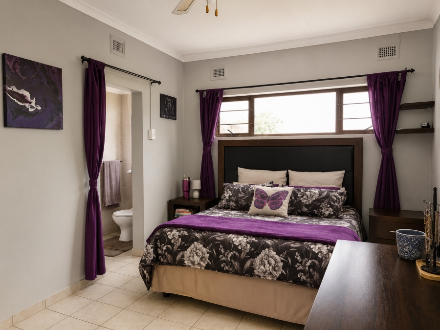 4 Bedroom Property for Sale in Amanzimtoti KwaZulu-Natal