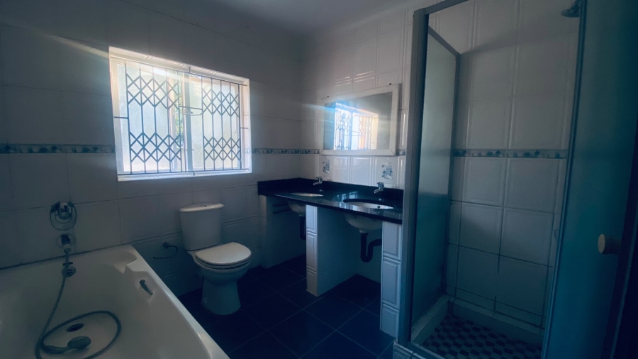 2 Bedroom Property for Sale in Berea West KwaZulu-Natal