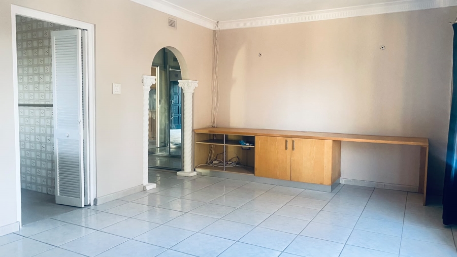 2 Bedroom Property for Sale in Berea West KwaZulu-Natal