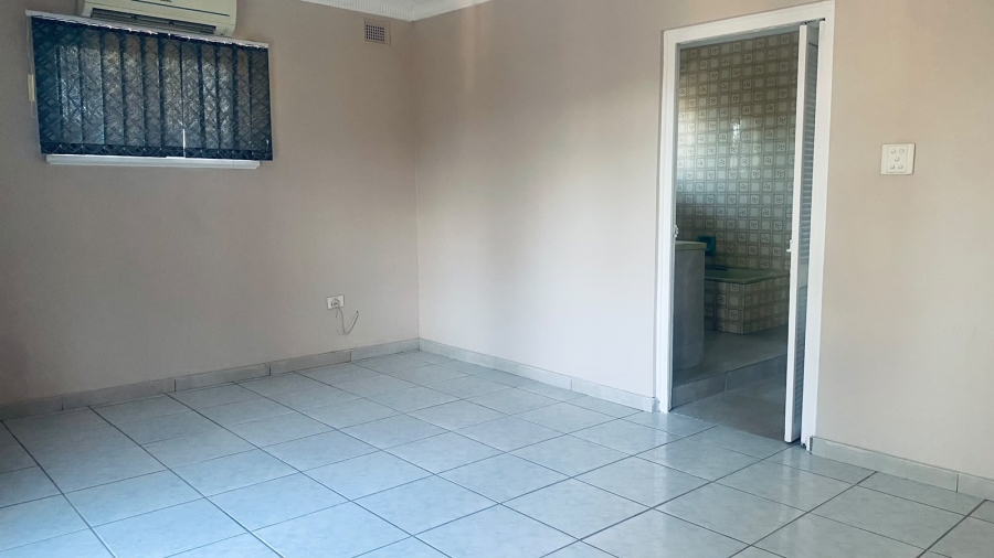 2 Bedroom Property for Sale in Berea West KwaZulu-Natal