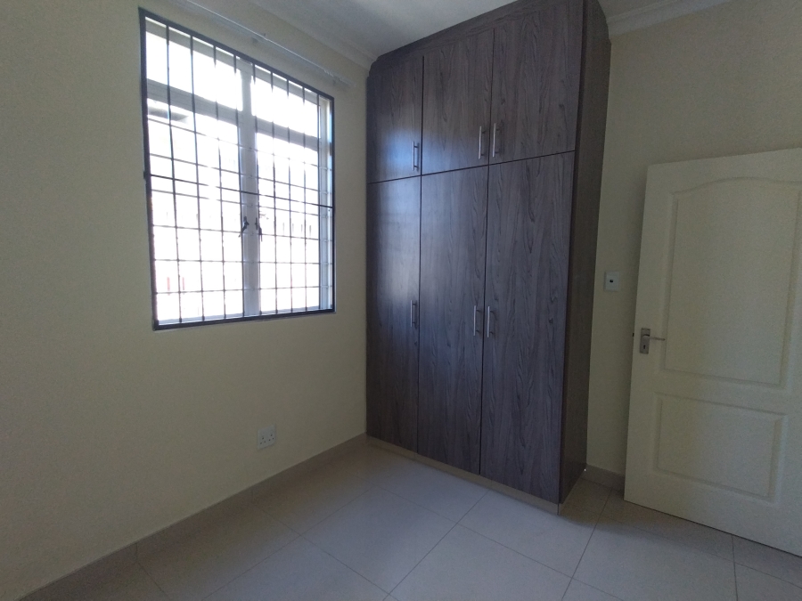 To Let 2 Bedroom Property for Rent in Windermere KwaZulu-Natal