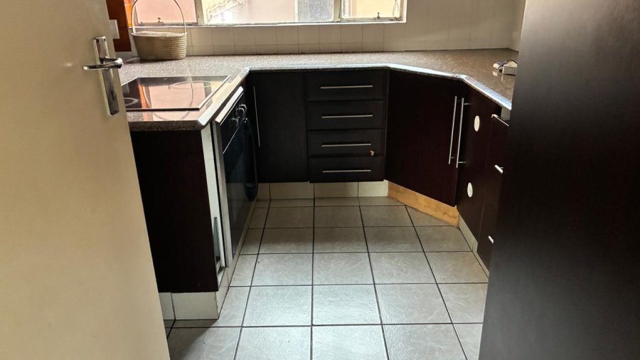 To Let 4 Bedroom Property for Rent in Durban Central KwaZulu-Natal