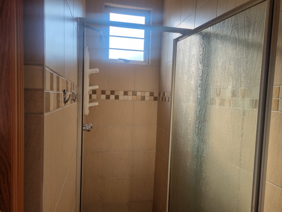To Let 1 Bedroom Property for Rent in Glen Anil KwaZulu-Natal