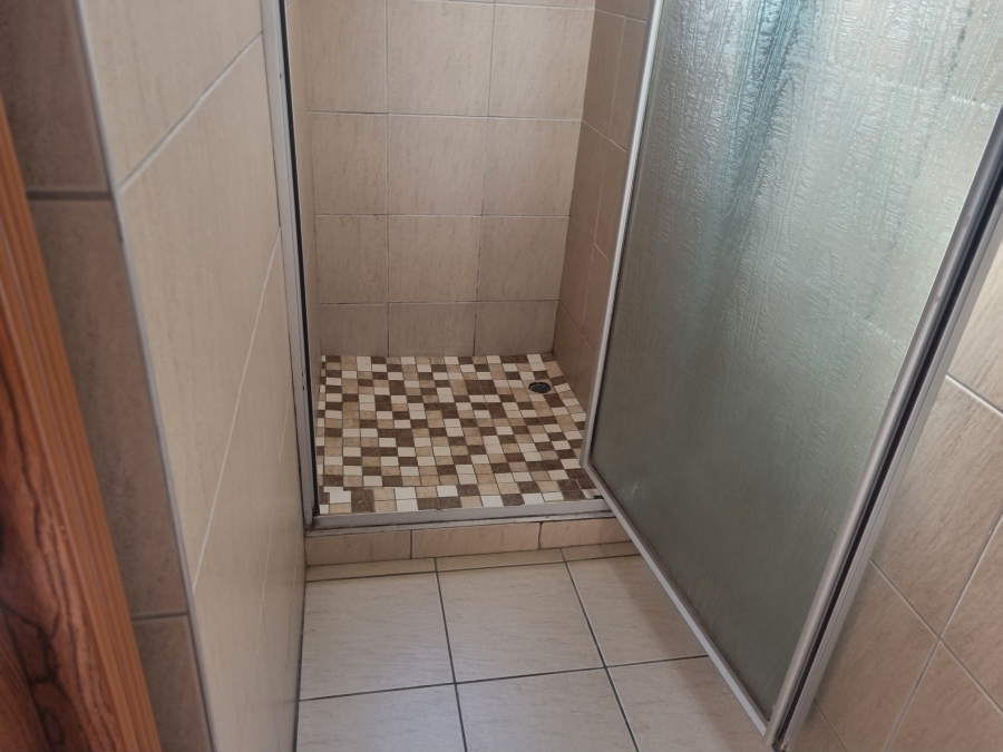 To Let 1 Bedroom Property for Rent in Glen Anil KwaZulu-Natal