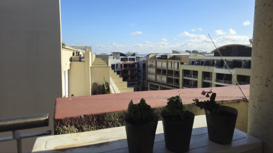 To Let 2 Bedroom Property for Rent in New Town Centre KwaZulu-Natal