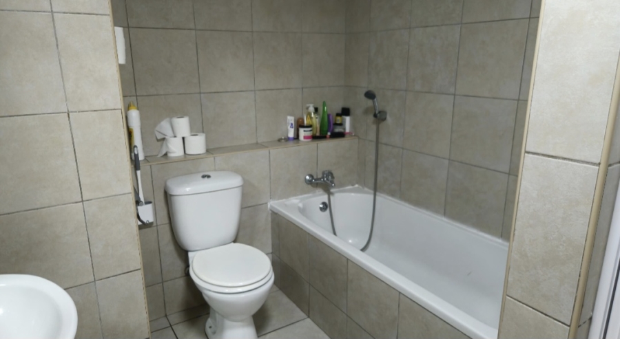 To Let 2 Bedroom Property for Rent in New Town Centre KwaZulu-Natal