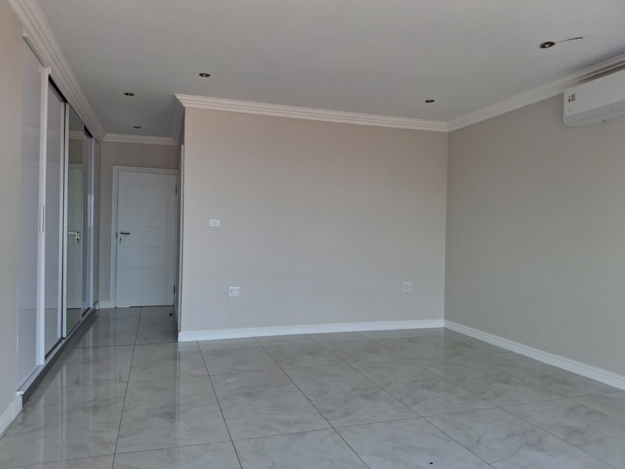 3 Bedroom Property for Sale in La Mercy KwaZulu-Natal