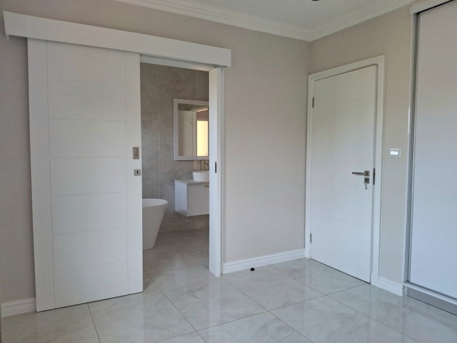 3 Bedroom Property for Sale in La Mercy KwaZulu-Natal