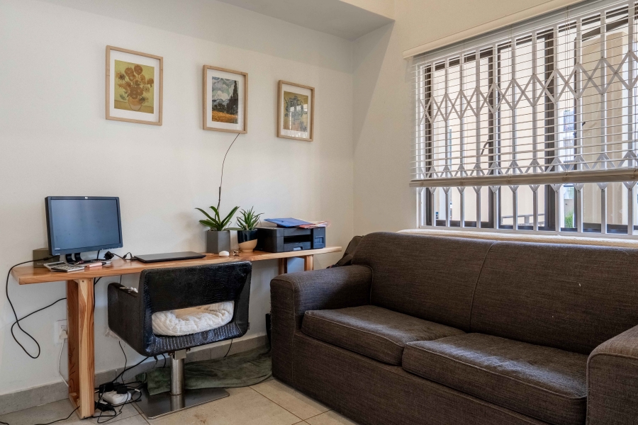 2 Bedroom Property for Sale in Waterfall KwaZulu-Natal