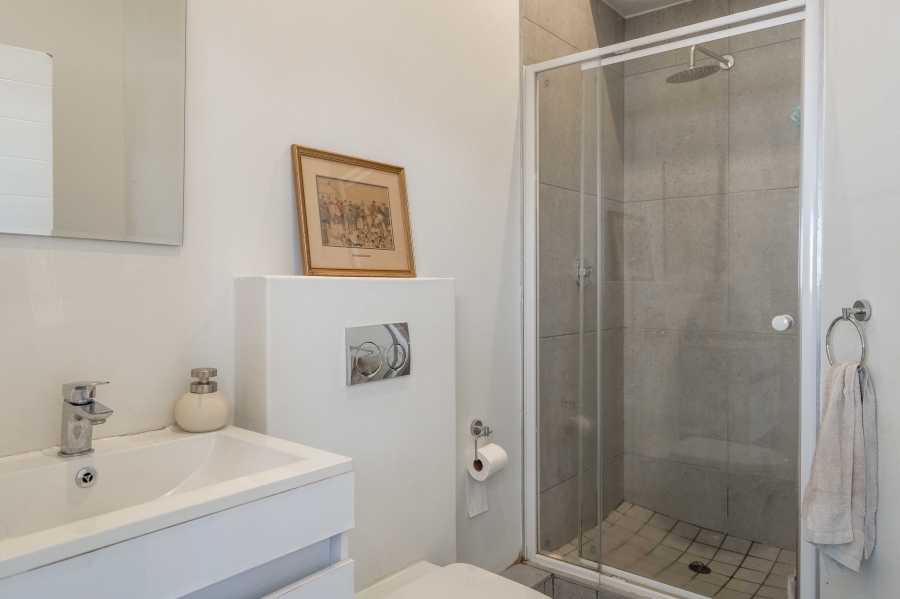 2 Bedroom Property for Sale in Waterfall KwaZulu-Natal
