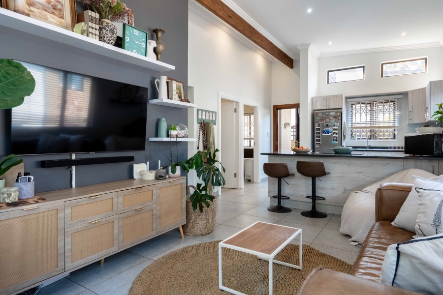 2 Bedroom Property for Sale in Waterfall KwaZulu-Natal