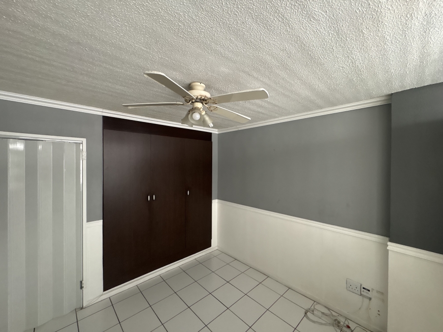 To Let 2 Bedroom Property for Rent in Doonside KwaZulu-Natal