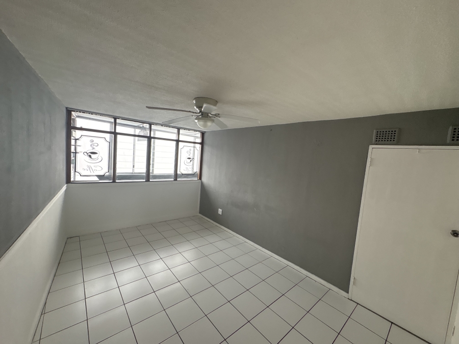 To Let 2 Bedroom Property for Rent in Doonside KwaZulu-Natal