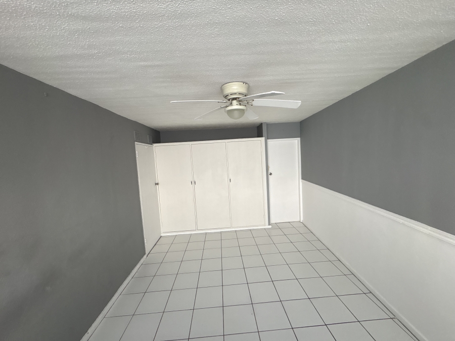 To Let 2 Bedroom Property for Rent in Doonside KwaZulu-Natal