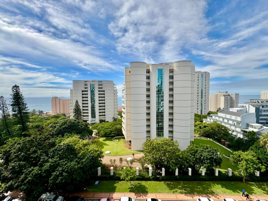 2 Bedroom Property for Sale in Umhlanga KwaZulu-Natal