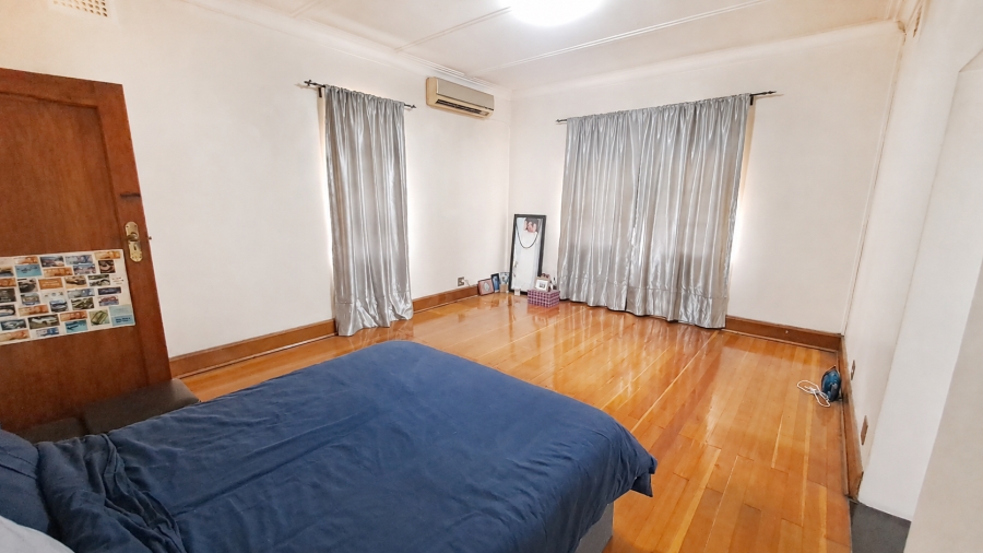 4 Bedroom Property for Sale in Glenwood KwaZulu-Natal