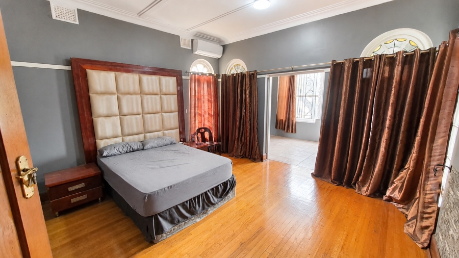 4 Bedroom Property for Sale in Glenwood KwaZulu-Natal
