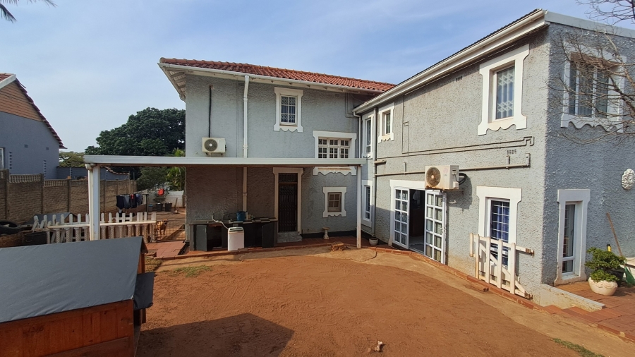 4 Bedroom Property for Sale in Glenwood KwaZulu-Natal
