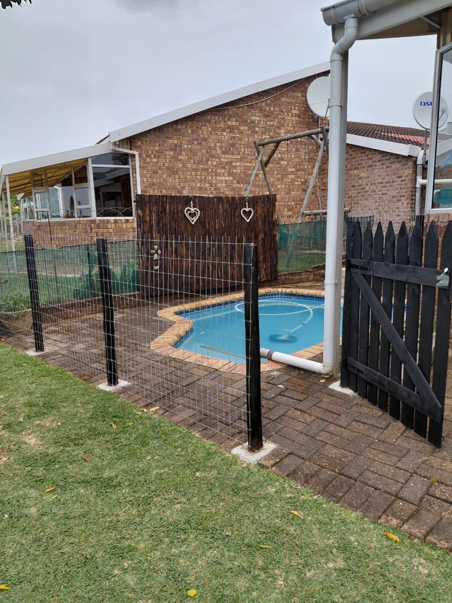 2 Bedroom Property for Sale in Ramsgate KwaZulu-Natal