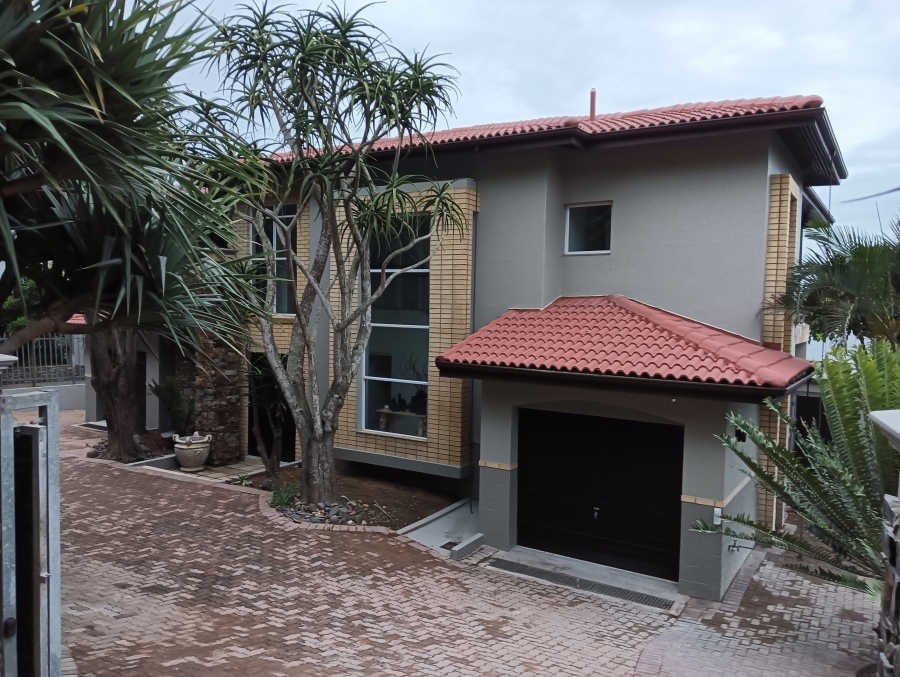5 Bedroom Property for Sale in Shakas Rock KwaZulu-Natal