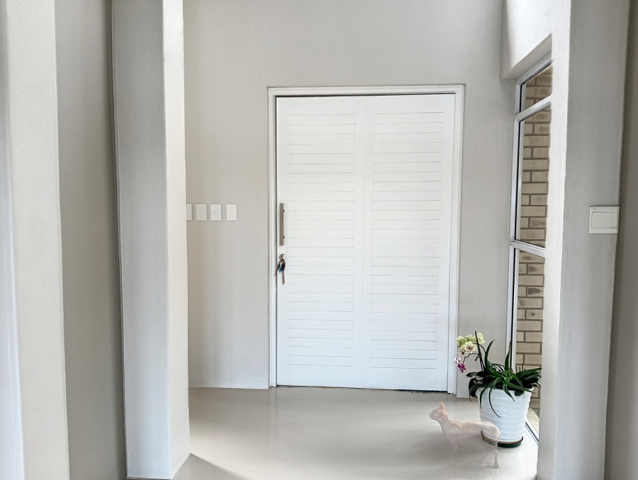 5 Bedroom Property for Sale in Shakas Rock KwaZulu-Natal