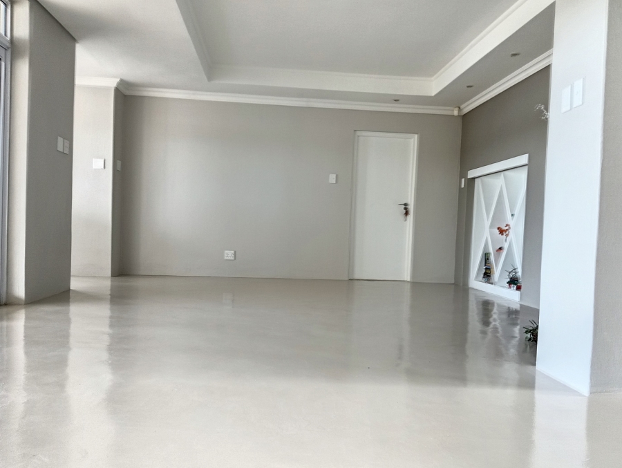 5 Bedroom Property for Sale in Shakas Rock KwaZulu-Natal