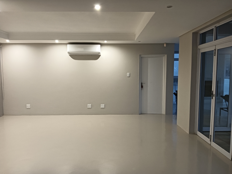 5 Bedroom Property for Sale in Shakas Rock KwaZulu-Natal
