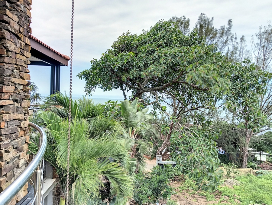 5 Bedroom Property for Sale in Shakas Rock KwaZulu-Natal