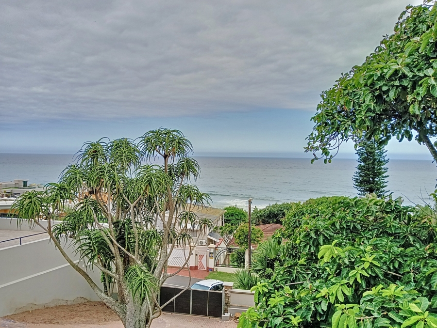 5 Bedroom Property for Sale in Shakas Rock KwaZulu-Natal