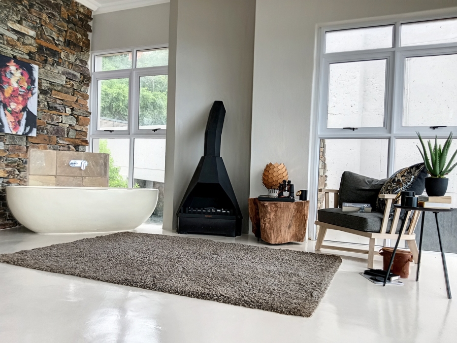 5 Bedroom Property for Sale in Shakas Rock KwaZulu-Natal